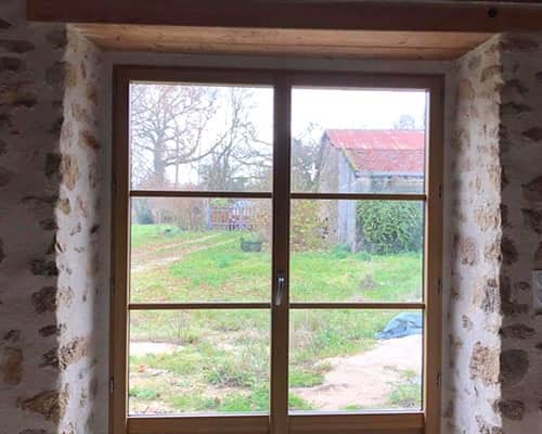 BAT'innov : pose fenêtre bois près de Limoges (87)